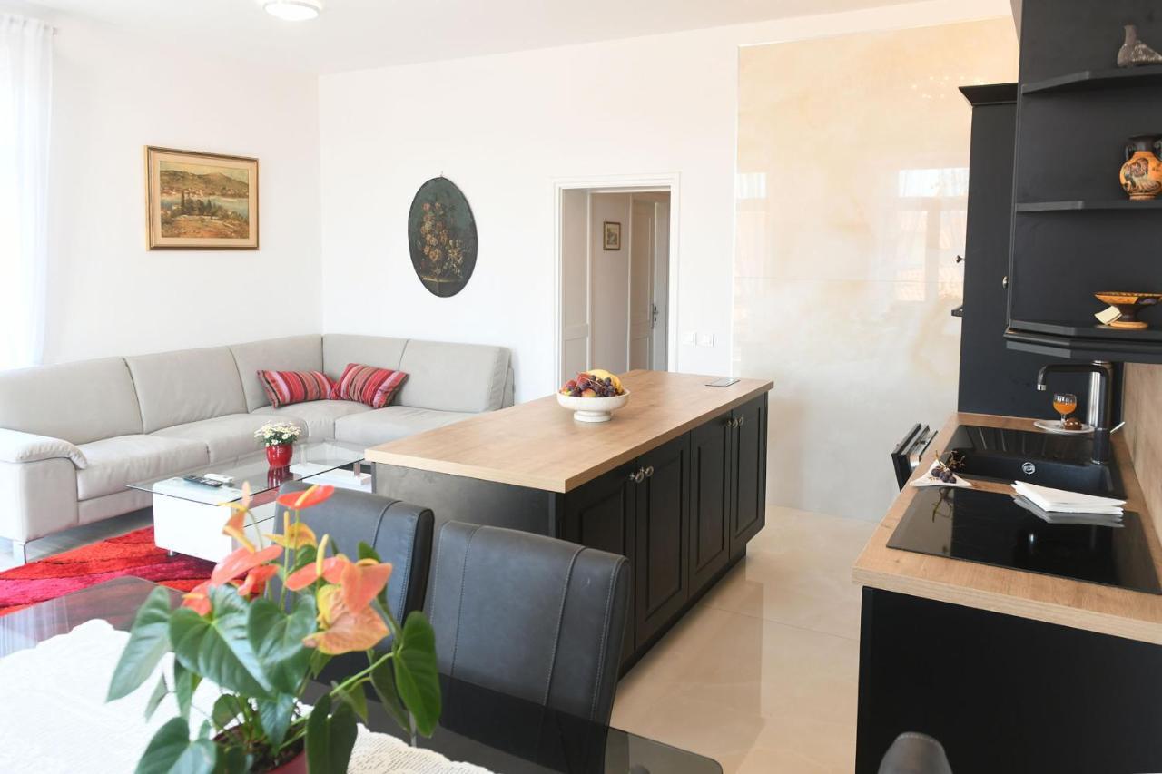 Divia Apartment Rijeka Exteriér fotografie